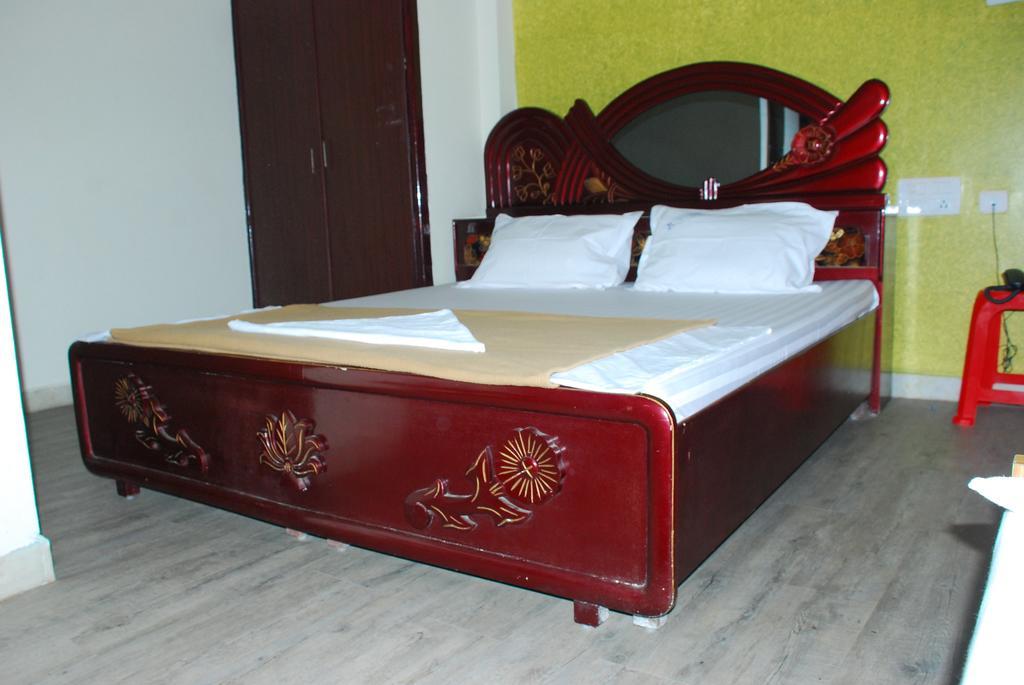 Jayalakshmi Residency Hotel Tirupati Habitación foto