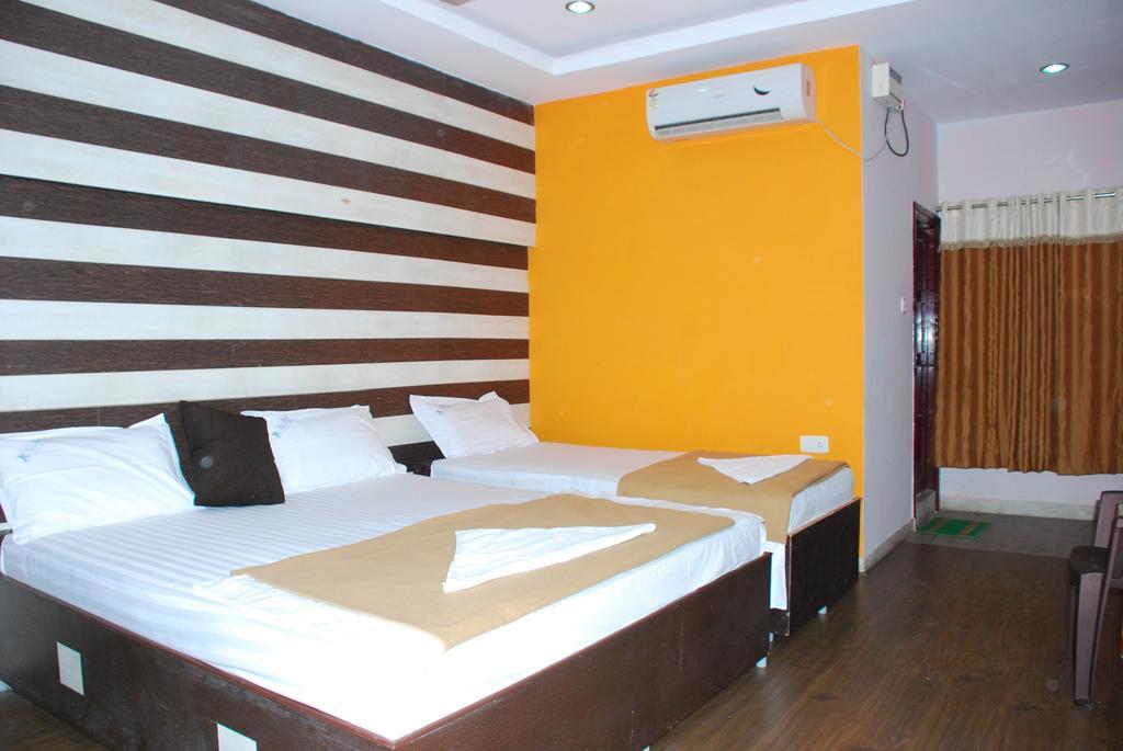 Jayalakshmi Residency Hotel Tirupati Habitación foto