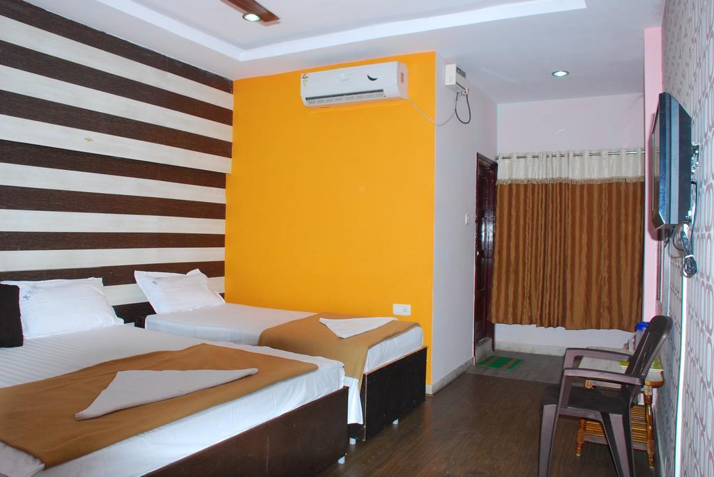 Jayalakshmi Residency Hotel Tirupati Habitación foto